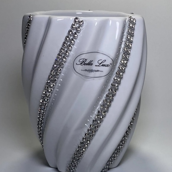 Bella Lux NEW! White RHINESTONE TOOTHBRUSH Cup BRUSH HOLDER SWIRL Tumbler